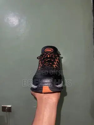 Finder Safety Shoe