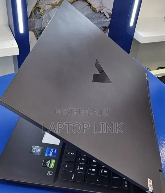 New Laptop HP Omen 16 16GB Intel Core i5 SSD 512GB