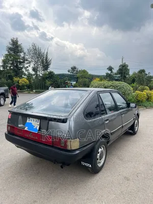 Toyota Corolla 1986 Gray