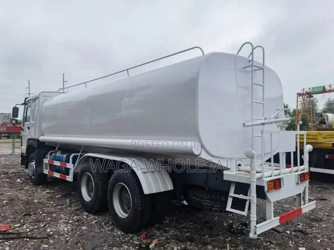 Sino Casoni Sino Truck ሲኖ የነዳጅ ቦቲ Fuel Tank Tanker