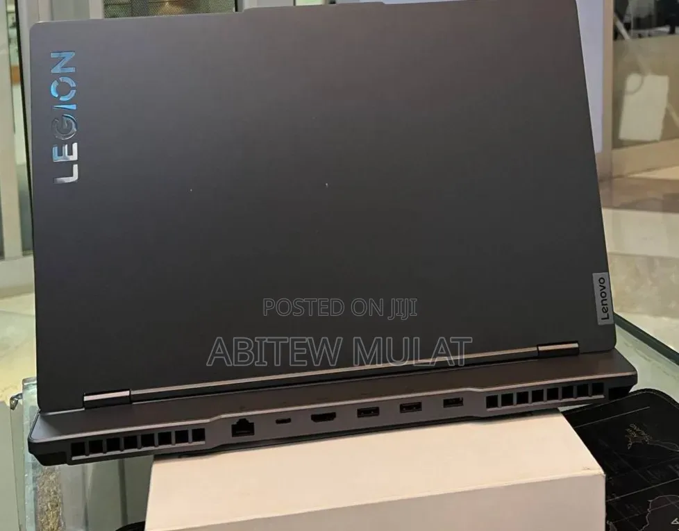 New Laptop Lenovo Legion 5 16GB AMD Ryzen 7 SSD 1T