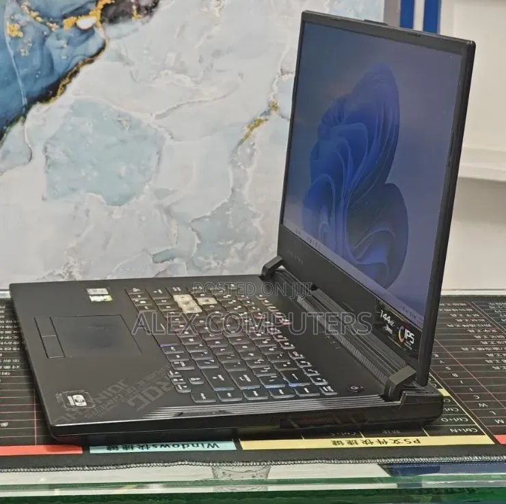 New Laptop Asus ROG Strix G15 16GB Intel Core i7 SSD 512GB