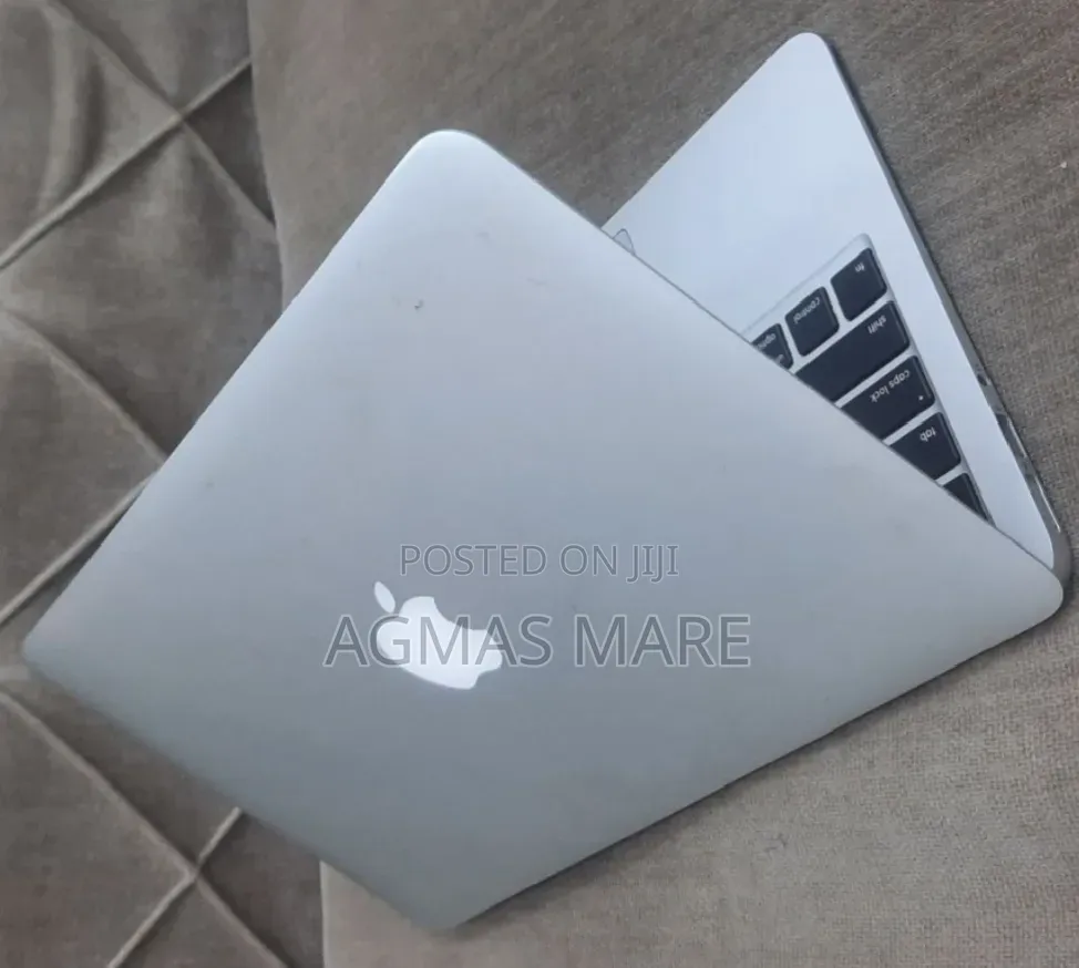 New Laptop Apple MacBook Air 2015 4GB Intel Core i5 SSD 500GB