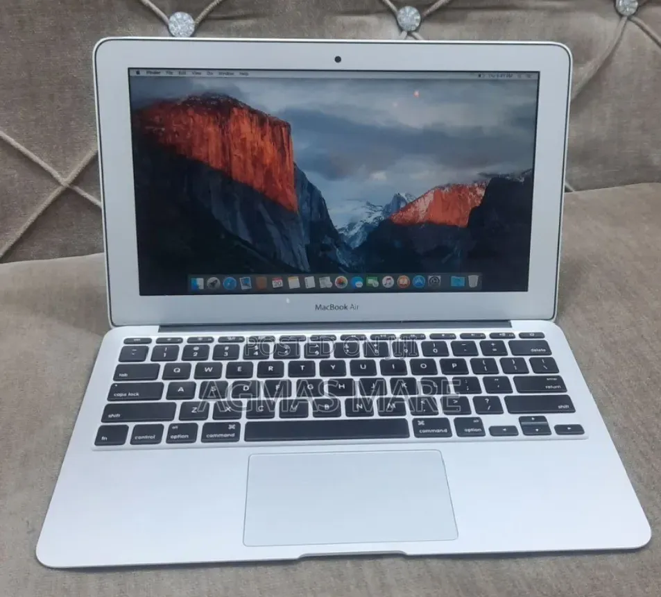 New Laptop Apple MacBook Air 2015 4GB Intel Core i5 SSD 500GB