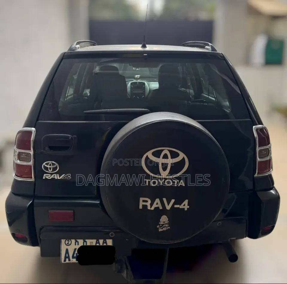 Toyota RAV4 1.8 2005 Black