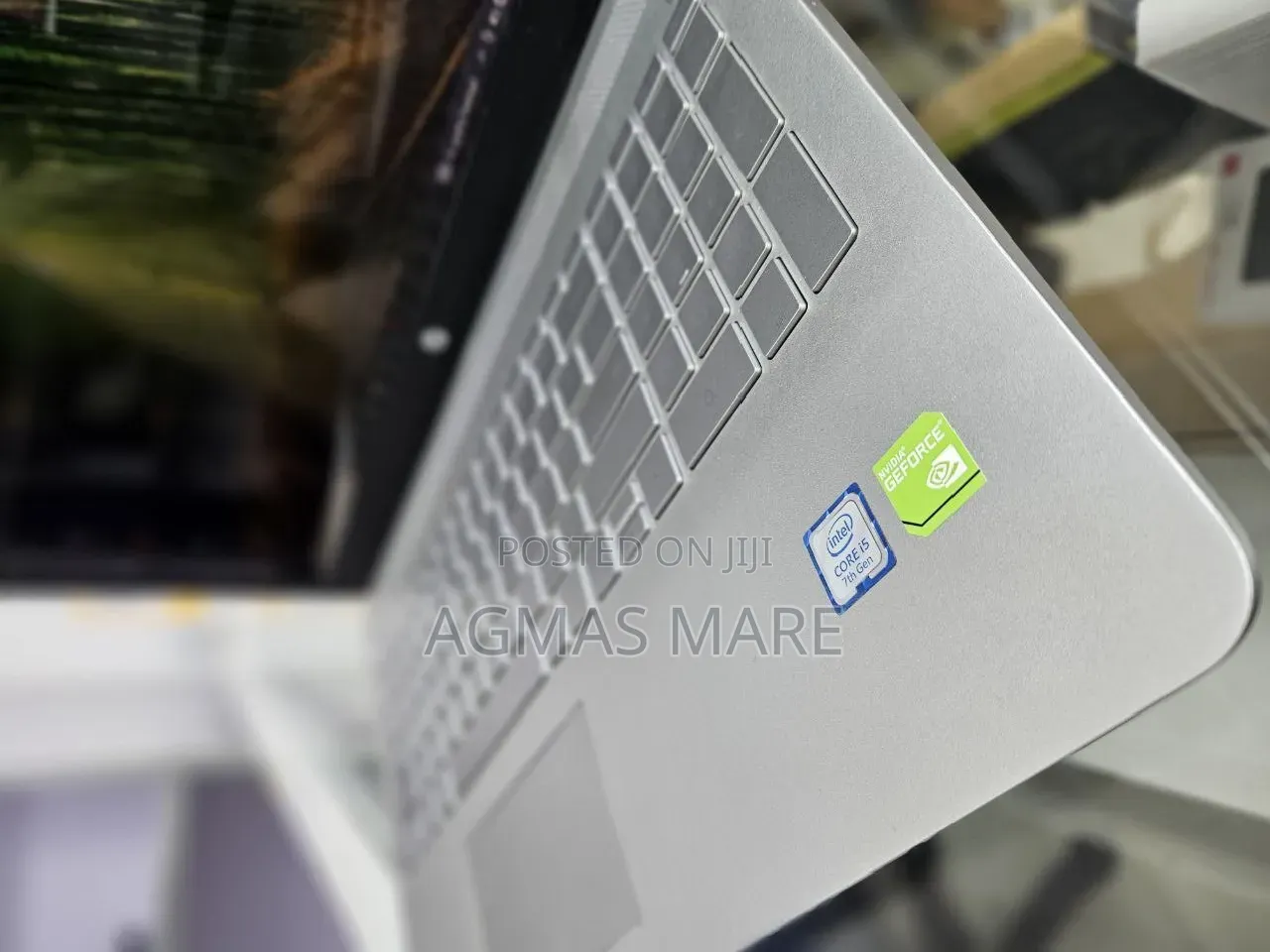 New Laptop HP Pavilion 15 8GB Intel Core i5 HDD 1T
