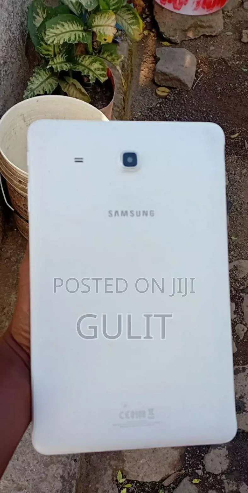Samsung P6800 Galaxy Tab 7.7 8 GB White