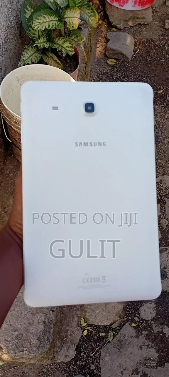 Samsung P6800 Galaxy Tab 7.7 8 GB White