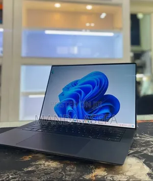 New Laptop Dell 16GB Intel Core i7 SSD 512GB