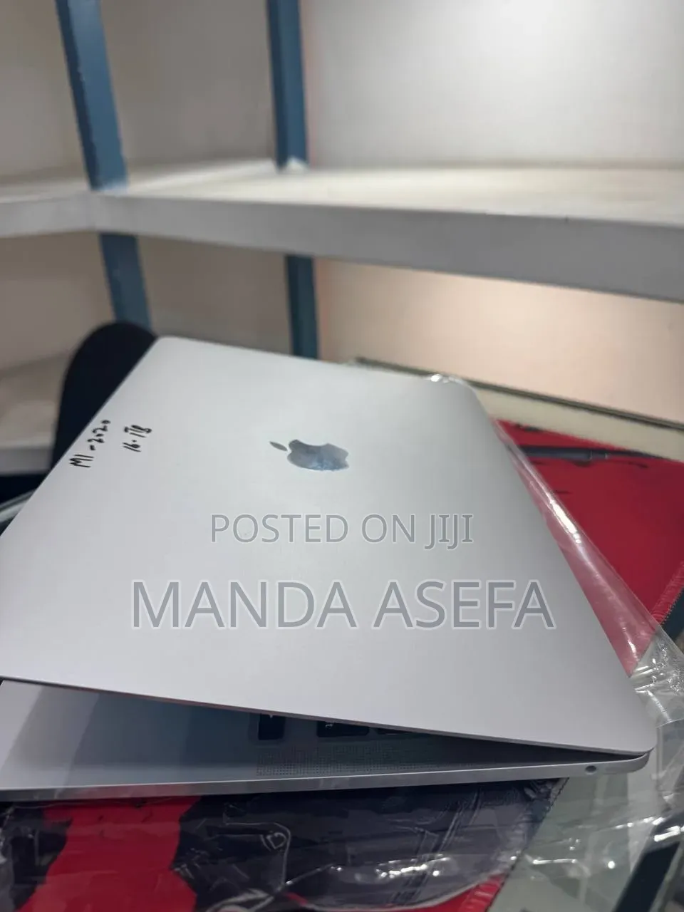 New Laptop Apple MacBook Air 2020 M1 8GB Apple M1 SSD 256GB
