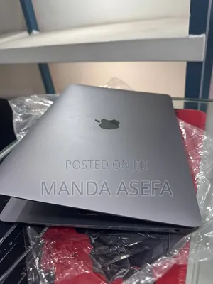 New Laptop Apple MacBook Air 2020 M1 8GB Apple M1 SSD 256GB