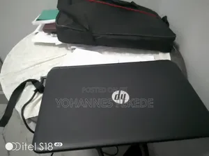 Laptop HP 4GB Intel Core i5 HDD+SSD 500GB