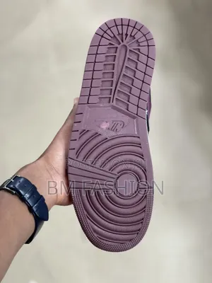 Air Jordan 1 Low *Just Call, It'll Be Delivered 2u*