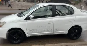 Toyota Platz 2005 Ivory