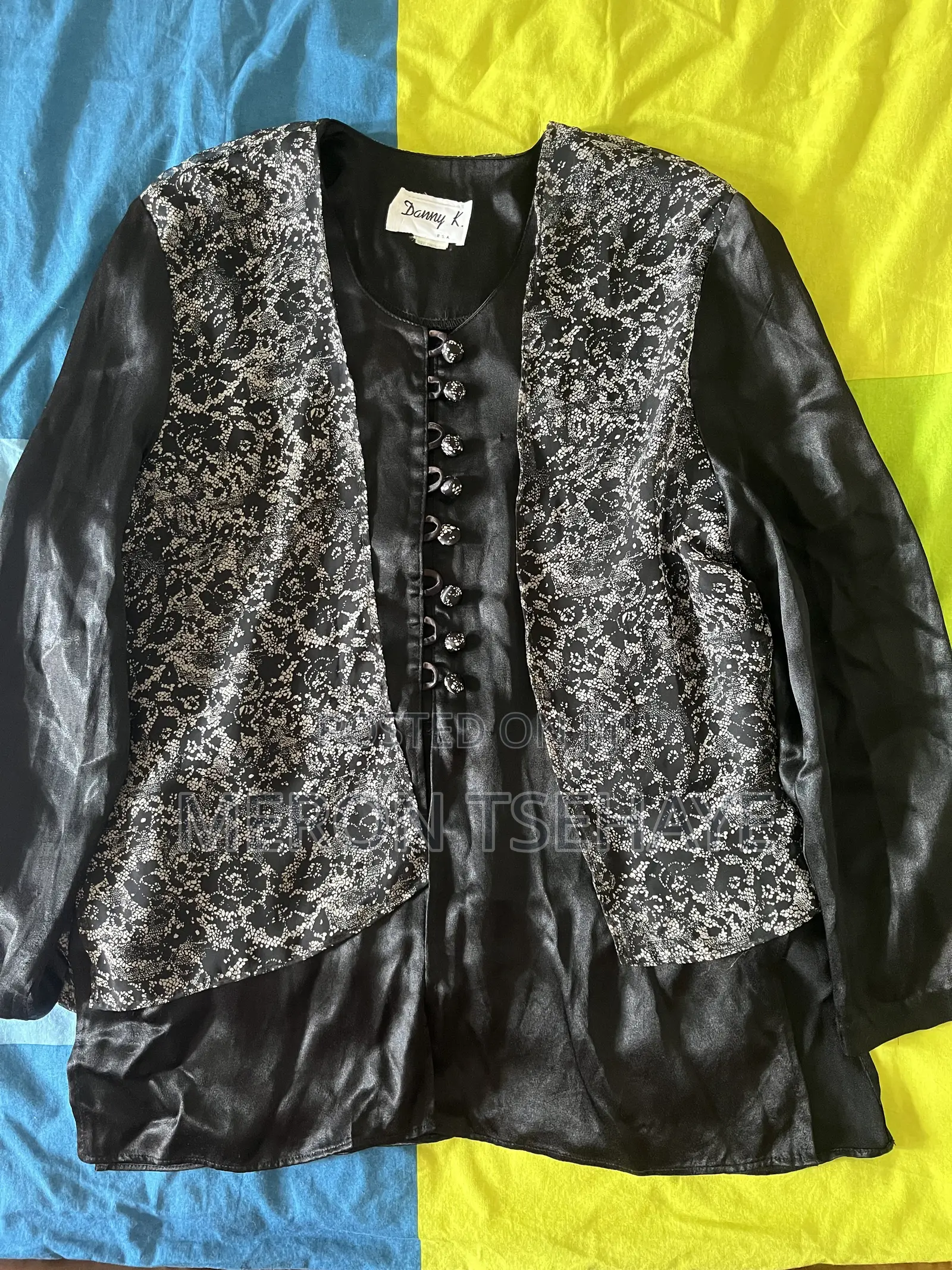 Women's Slightly Used Blouse (L)