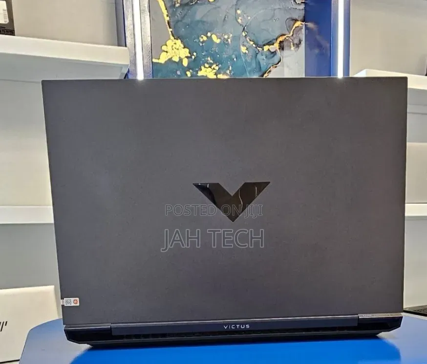 New Laptop HP Victus 15 16GB Intel Core i5 SSD 512GB