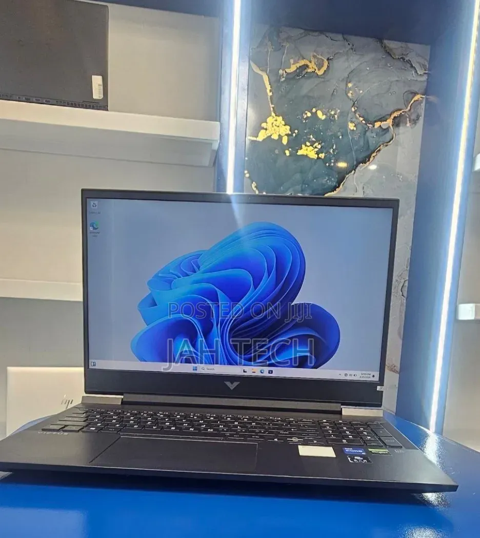 New Laptop HP Victus 15 16GB Intel Core i5 SSD 512GB
