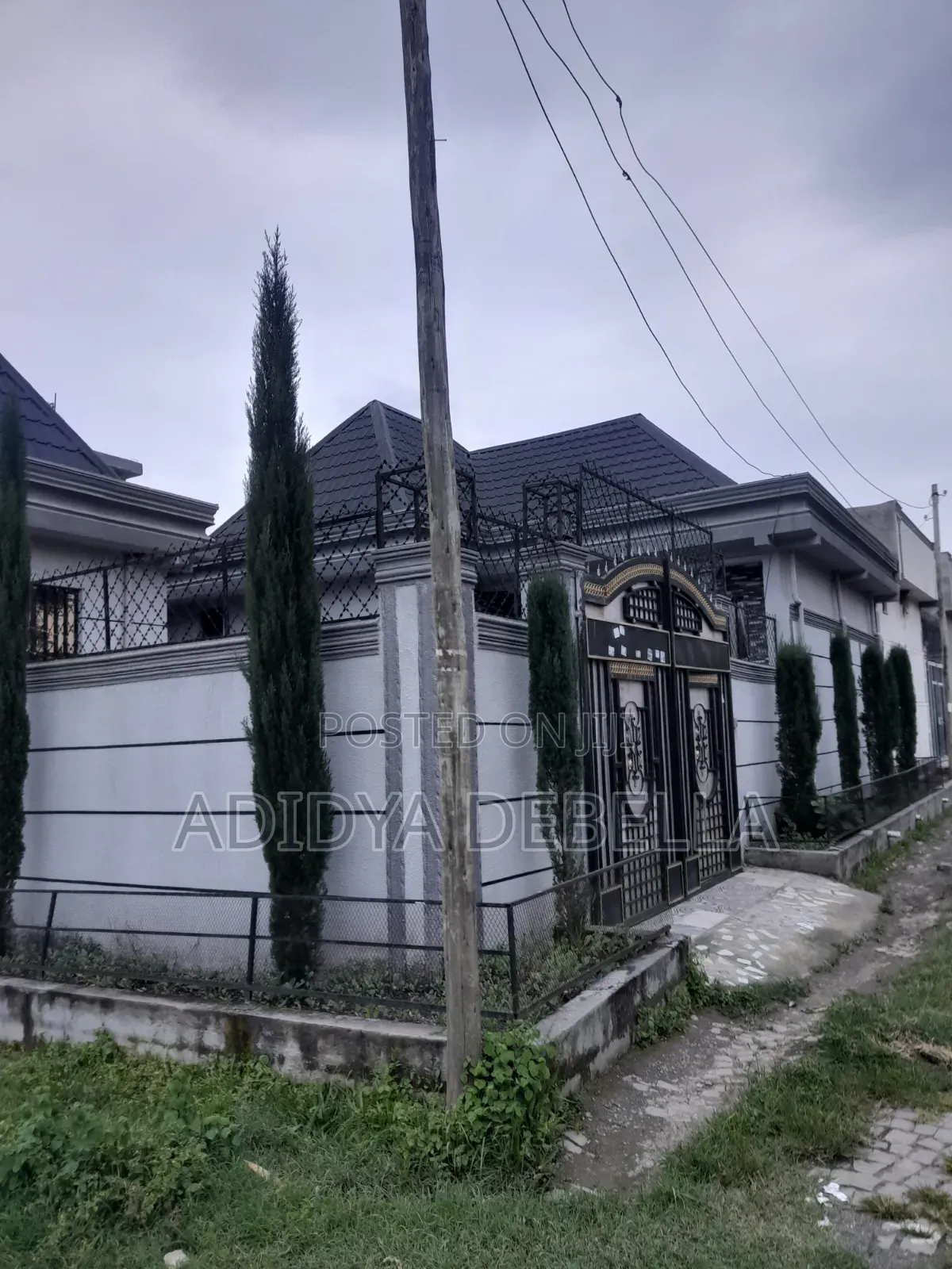 9bdrm House in Gelan, Akaky Kaliti for sale