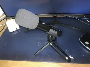 Zoom H8 Full Podcasting Set