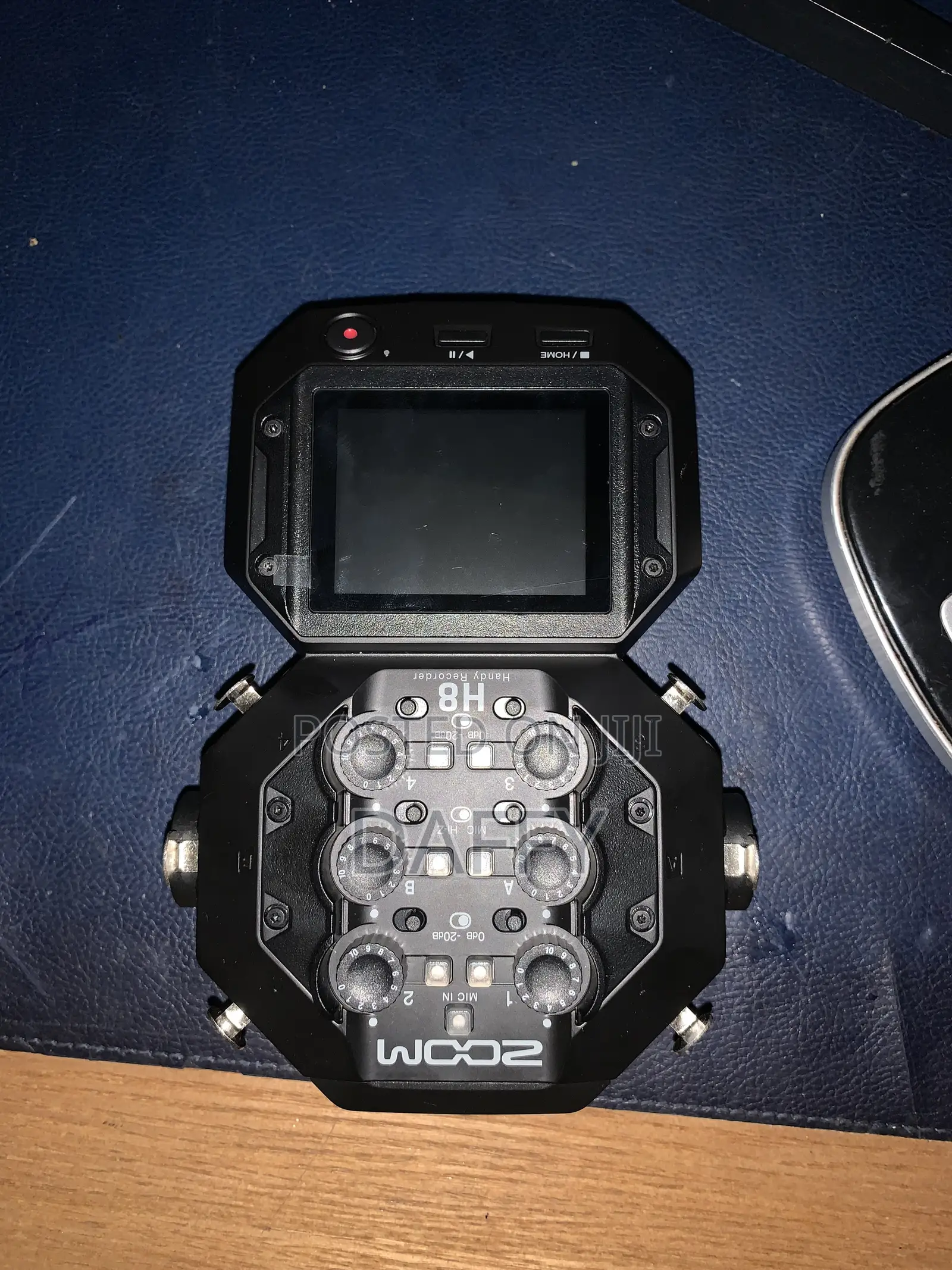 Zoom H8 Full Podcasting Set