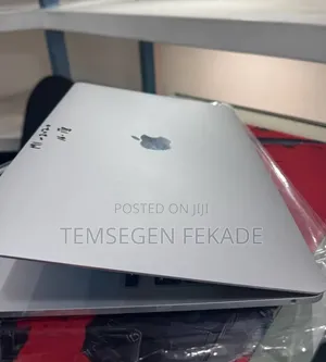 New Laptop Apple MacBook Air 2020 M1 8GB Apple M1 SSD 256GB