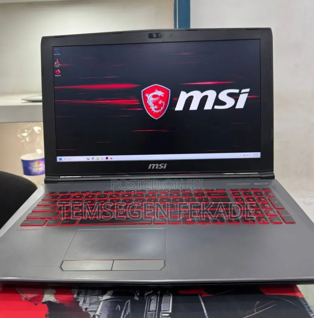 Laptop MSI 16GB Intel Core i5 SSD 256GB