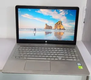 Laptop HP Pavilion 15 8GB Intel Core i5 HDD 1T