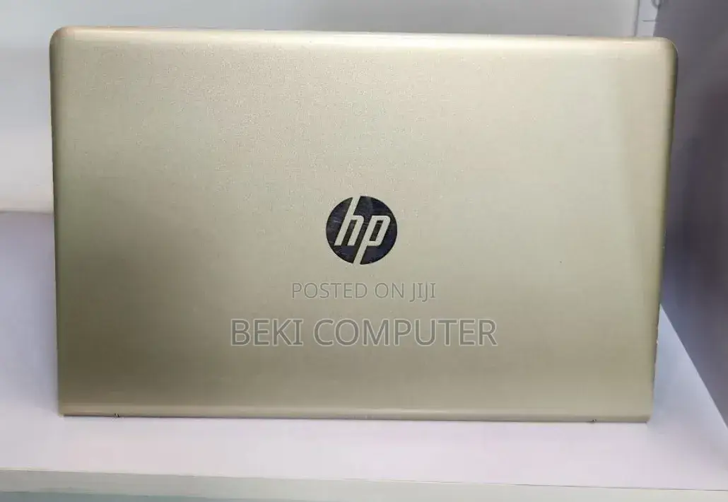 New Laptop HP Pavilion 13 8GB Intel Core i5 HDD 1T