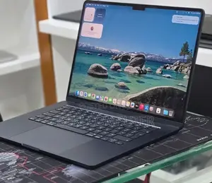 New Laptop Apple MacBook Air 2025 M4 16GB Apple M4 SSD 256GB
