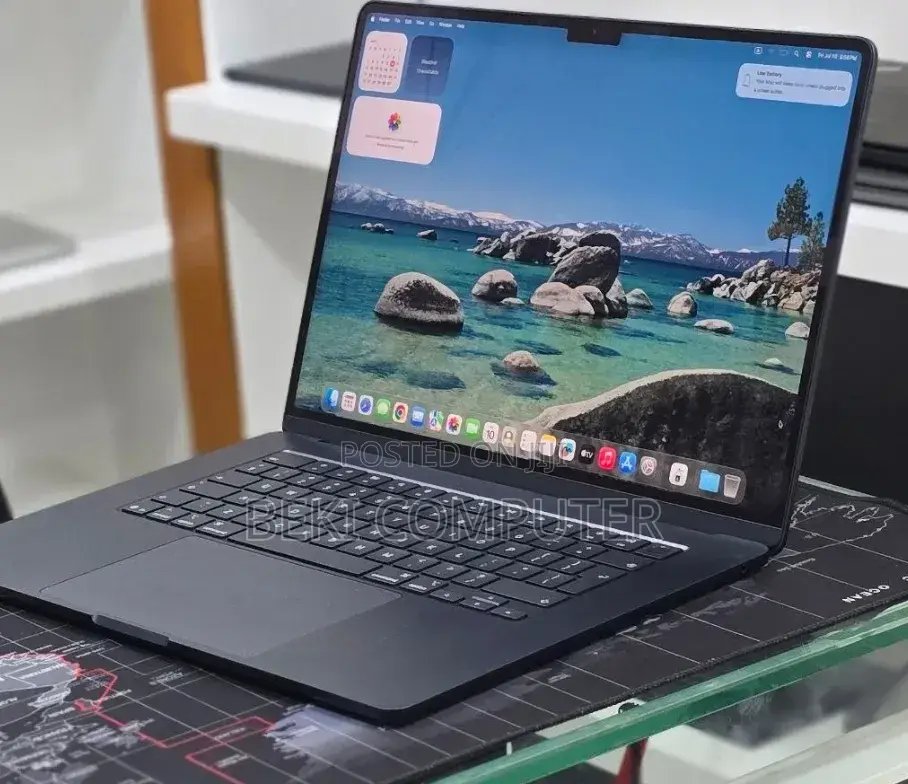 New Laptop Apple MacBook Air 2025 M4 16GB Apple M4 SSD 256GB