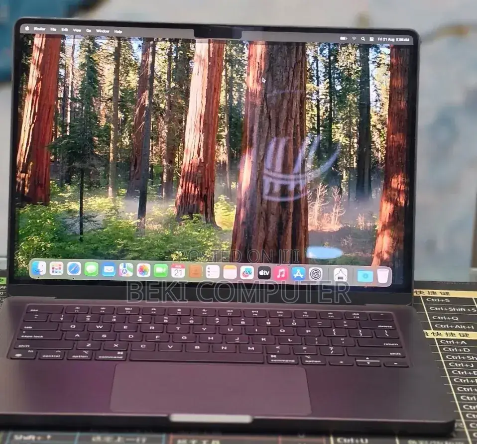 New Laptop Apple MacBook Pro 2024 M4 Pro 16GB Apple M4 SSD 512GB