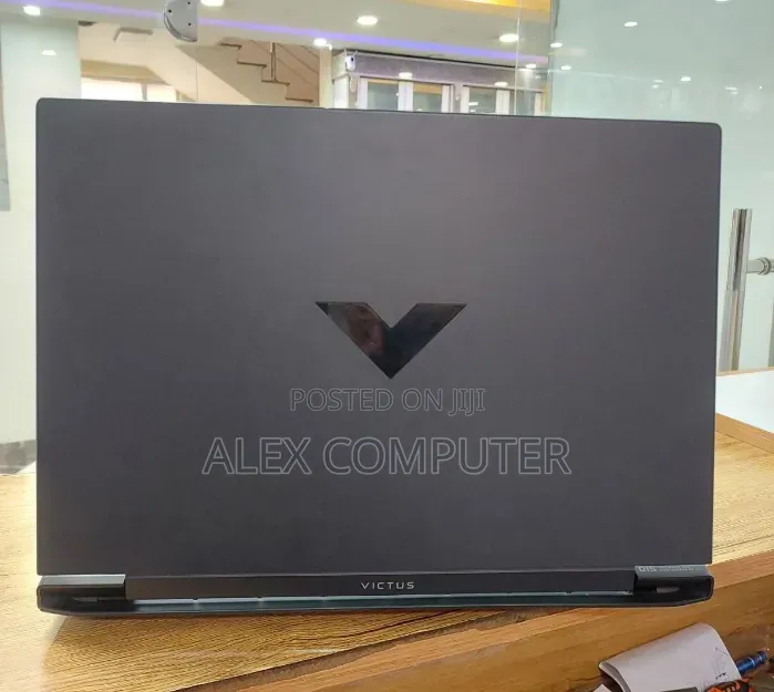 New Laptop HP Victus 15 16GB Intel Core i5 SSD 512GB