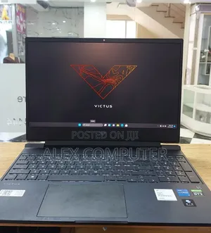 New Laptop HP Victus 15 16GB Intel Core i5 SSD 512GB