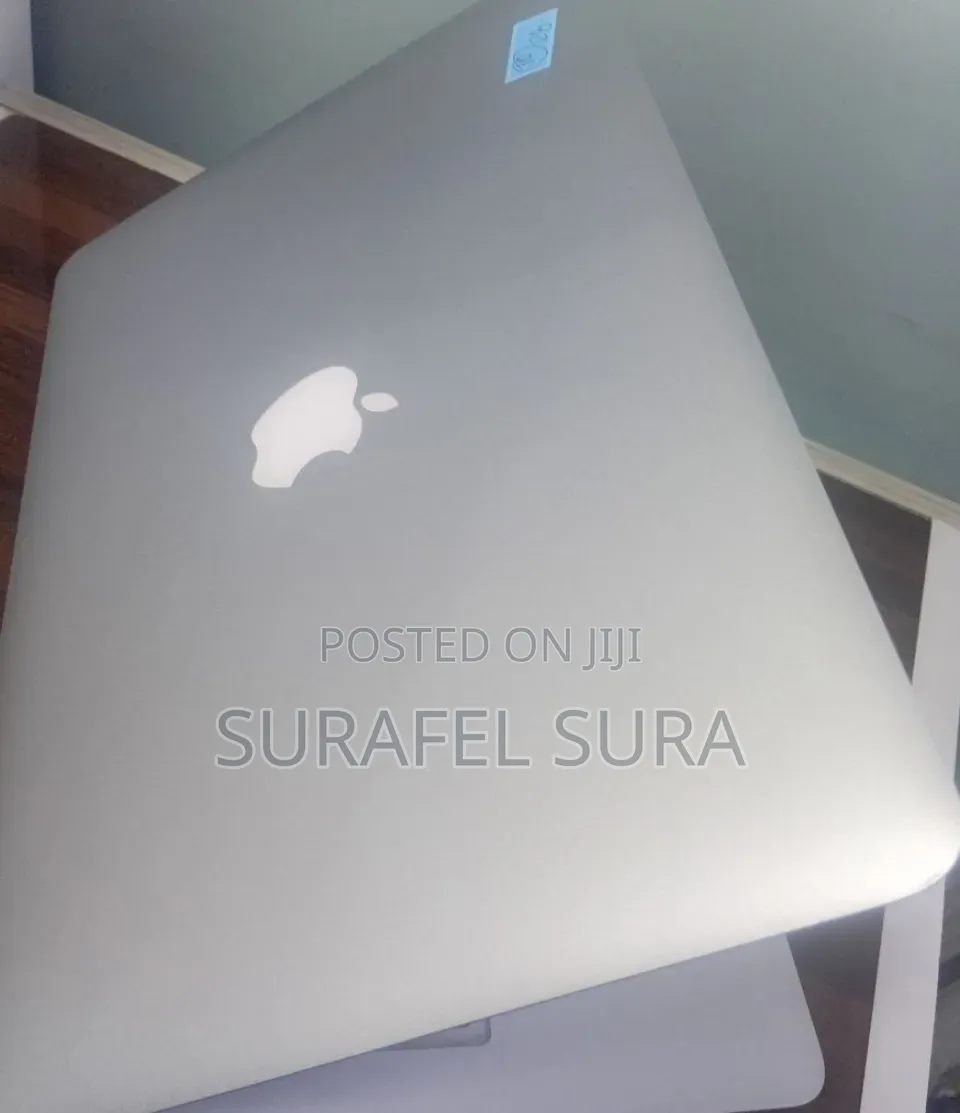 New Laptop Apple MacBook Air 2017 8GB Intel Core i5 SSD 128GB
