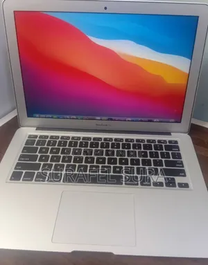 New Laptop Apple MacBook Air 2017 8GB Intel Core i5 SSD 128GB