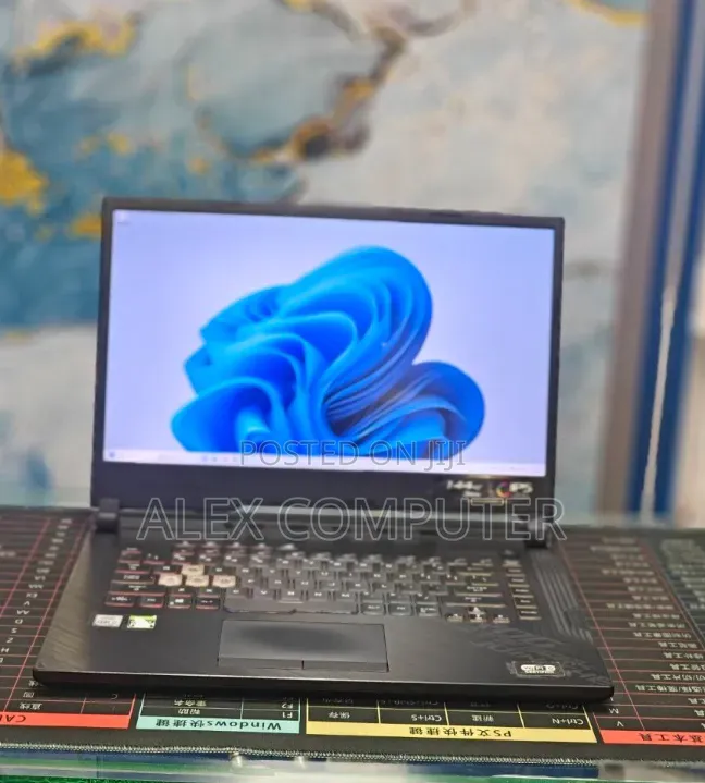 New Laptop Asus ROG Strix G15 16GB Intel Core i7 SSD 512GB