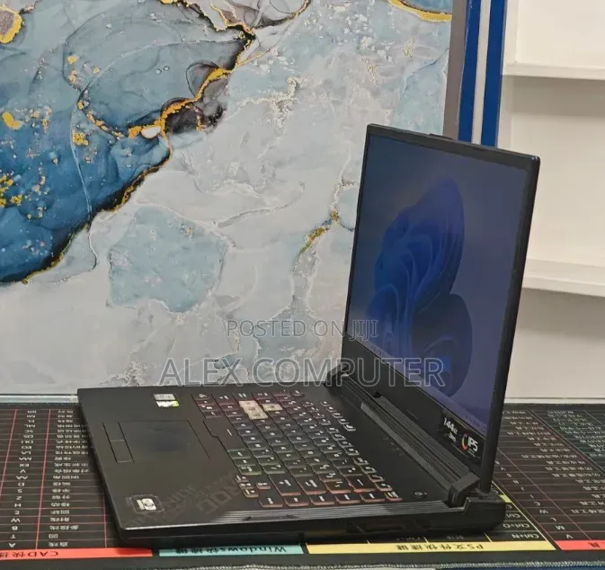 New Laptop Asus ROG Strix G15 16GB Intel Core i7 SSD 512GB