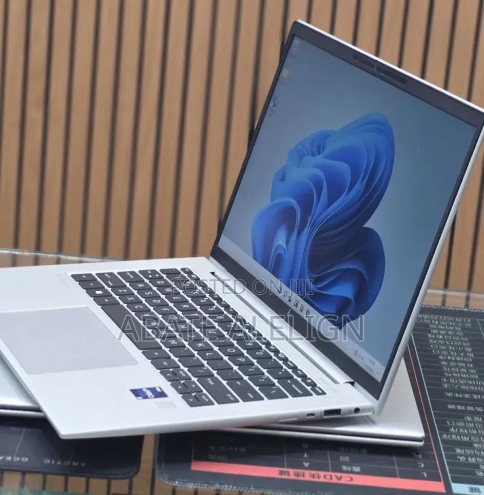 New Laptop HP EliteBook 840 G10 16GB Intel Core i7 SSD 512GB