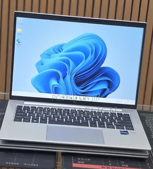 New Laptop HP EliteBook 840 G10 16GB Intel Core i7 SSD 512GB