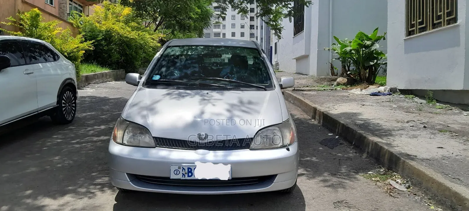 Toyota Platz 2001