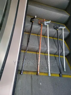 Adjustable Aluminum Walking Cane可泵 Length in Precise 1 Inch Increments
