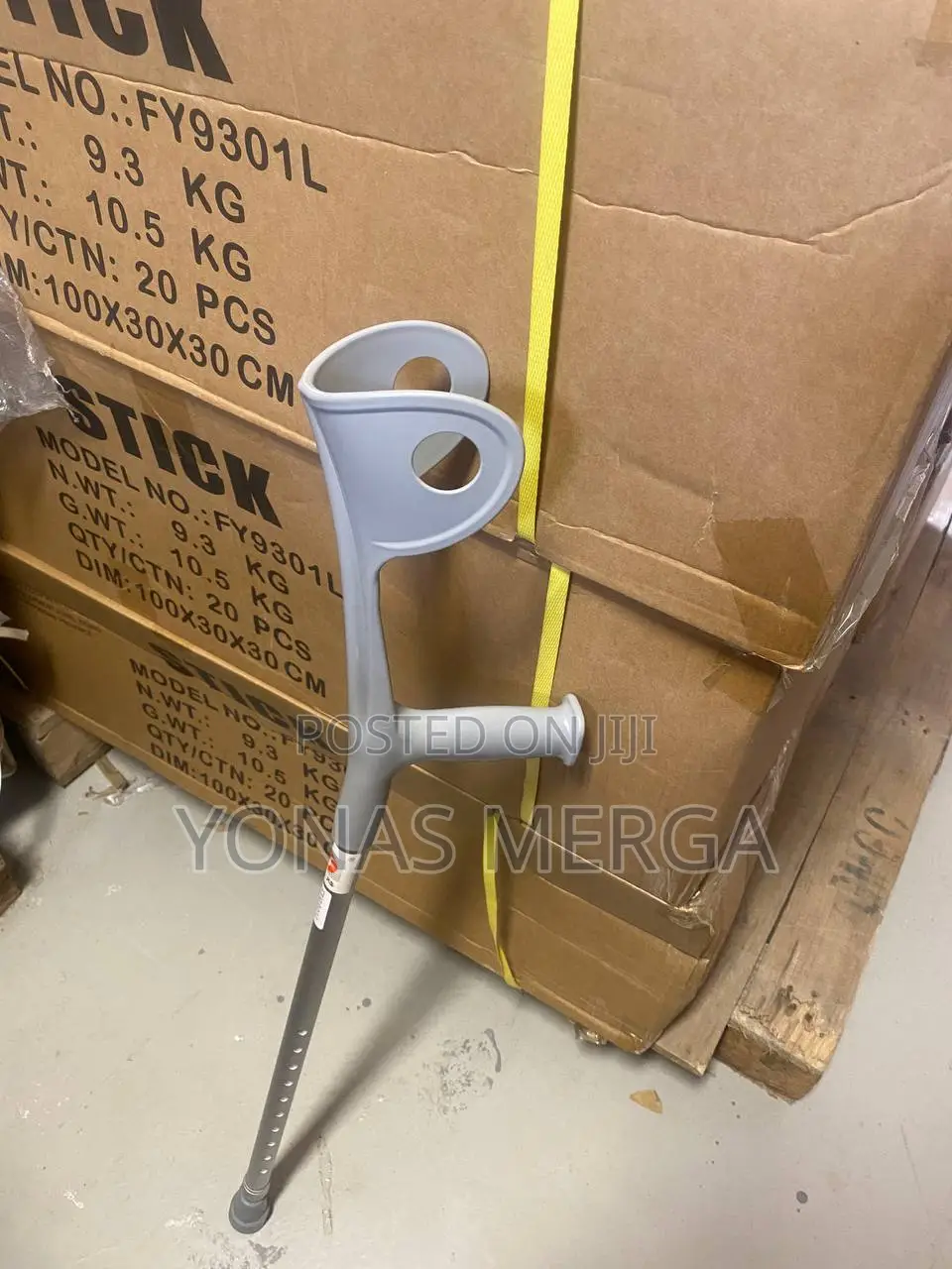 Elbow Crutches輝部open Cuff and an Adjustable Height Frame.