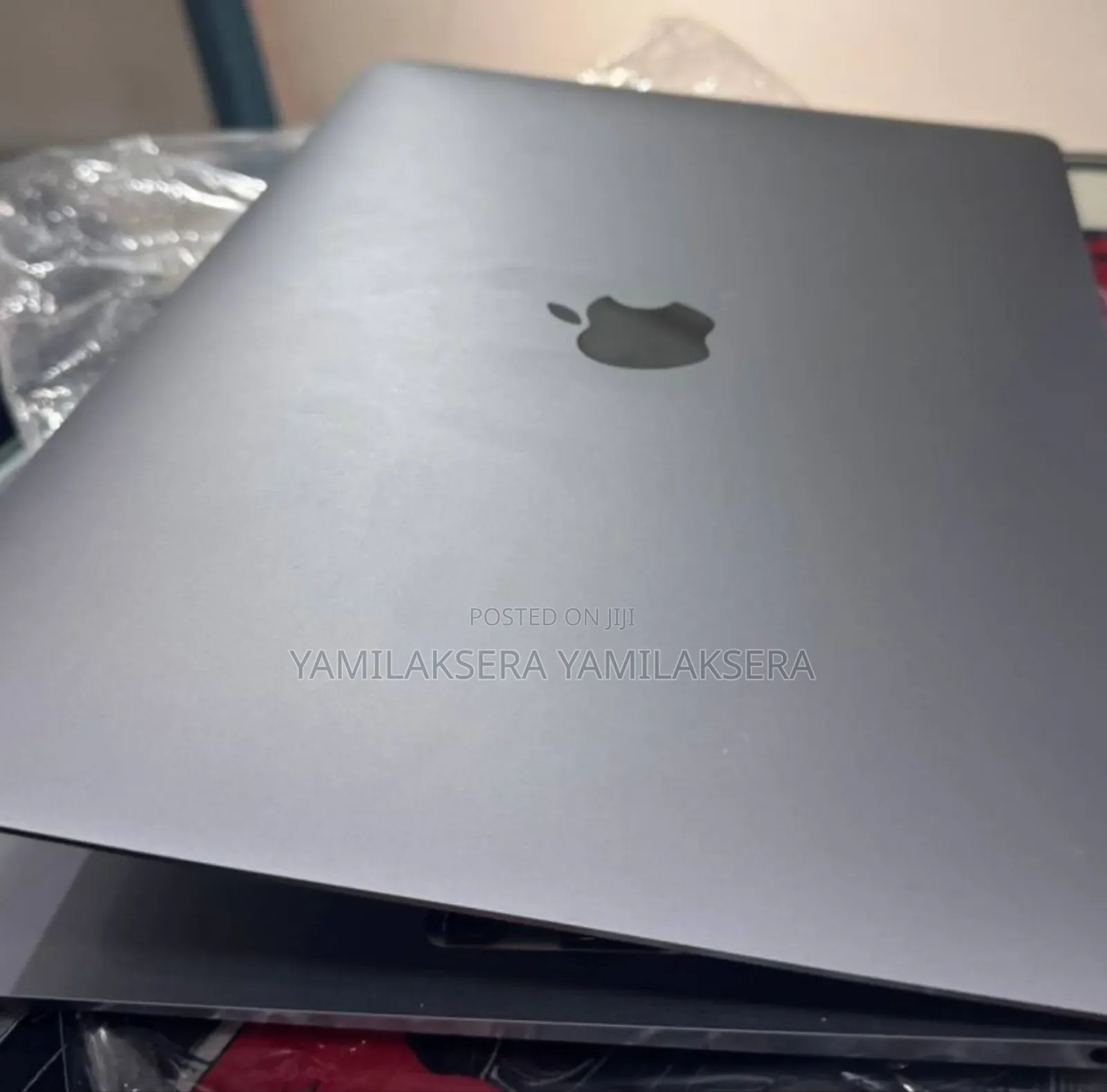 New Laptop Apple MacBook Air 2020 M1 8GB Apple M1 SSD 256GB