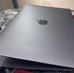 New Laptop Apple MacBook Air 2020 M1 8GB Apple M1 SSD 256GB
