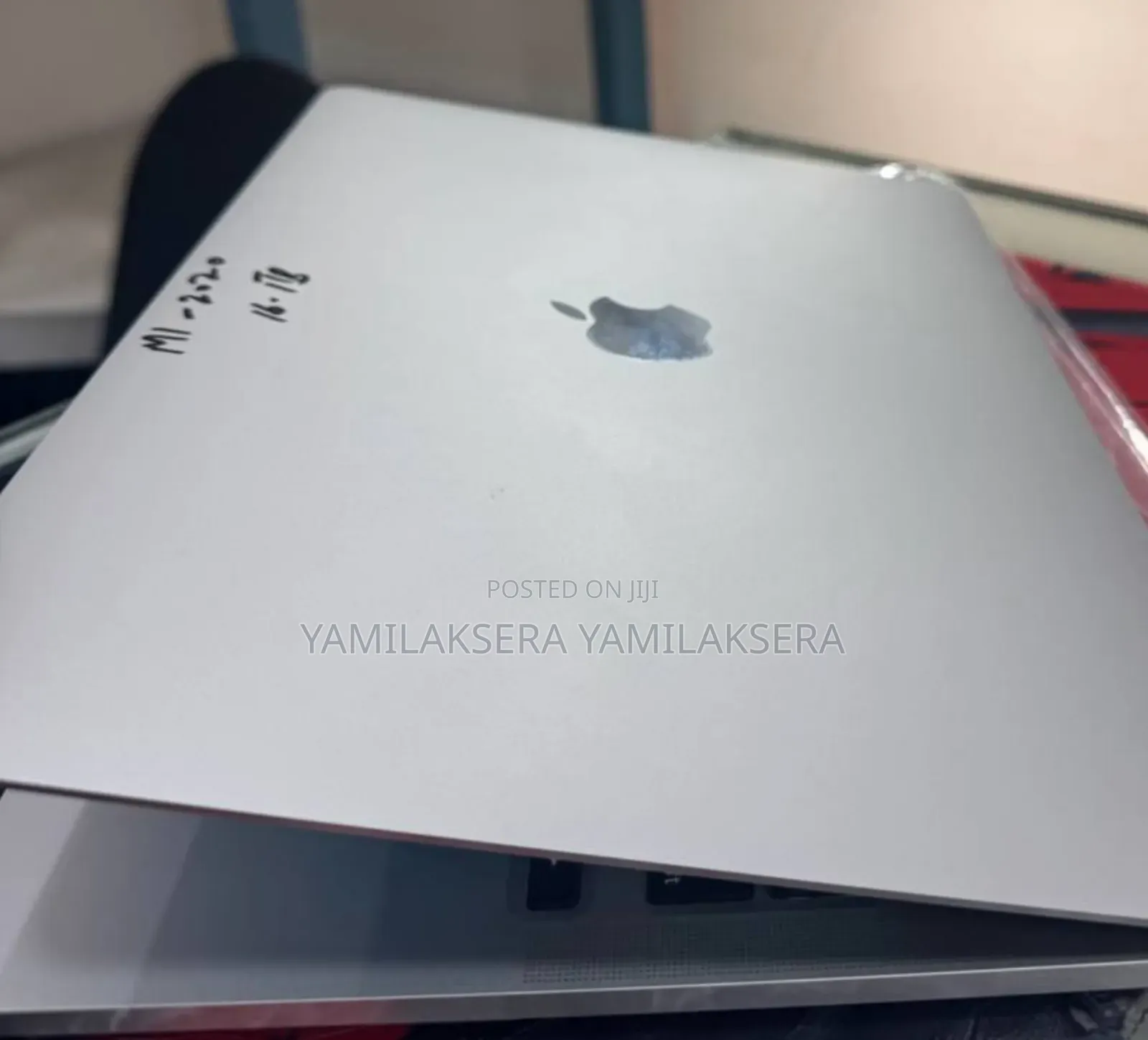 New Laptop Apple MacBook Air 2020 M1 8GB Apple M1 SSD 256GB
