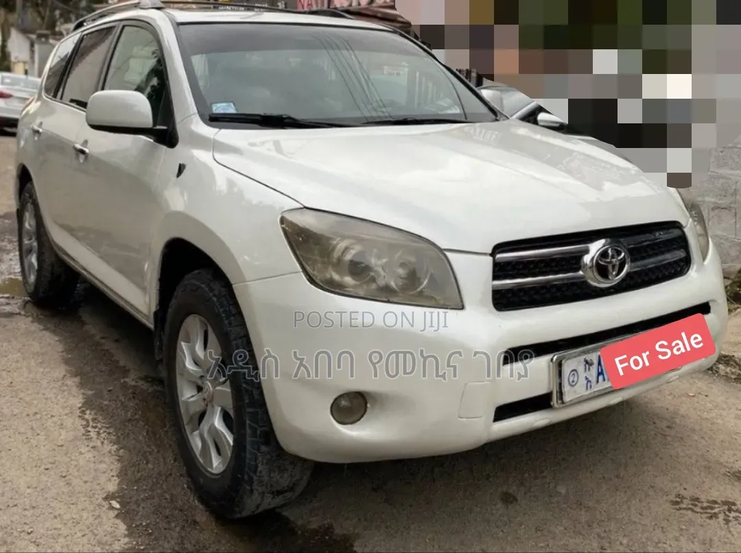 Toyota RAV4 2006 White