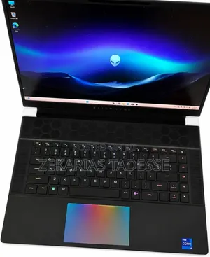New Laptop Alienware X16 32GB Intel Core i9 SSD 1T