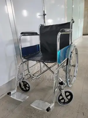 Normal wheelchair戶炙Rear Wheels: 24 Inches (Large Transport Wheels)