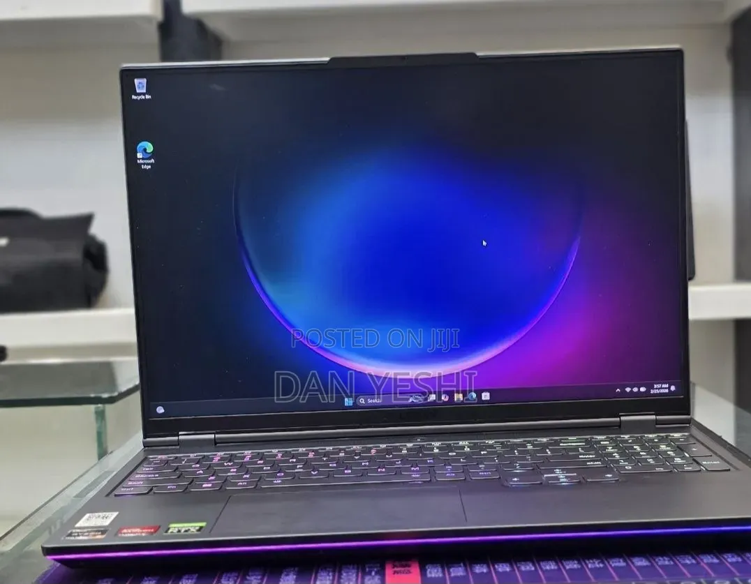 New Laptop Lenovo 32GB AMD Ryzen 9 SSD 1T