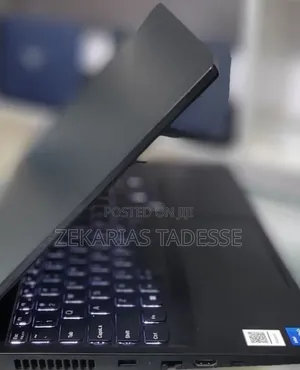 New Laptop Lenovo Ideapad 3 16GB Intel Core i5 SSD 512GB